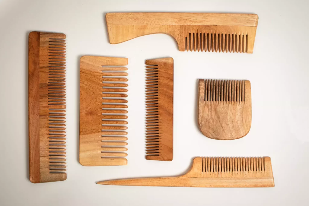 O papel de uma escova de bicho de pelúcia na restauração de pelos